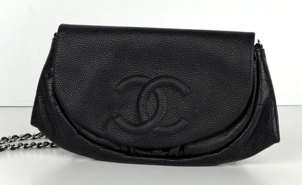 Chanel Half Moon Black Leather Caviar Wallet on Chain (2011) C-4